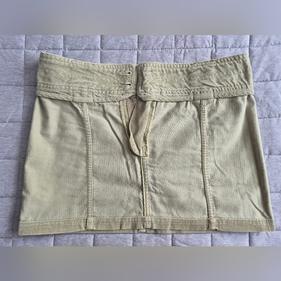 Two Mini Skirts Set - Picture 16 of 16